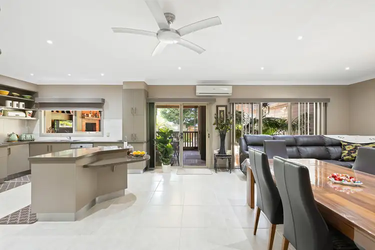 Second view of Homely house listing, 5 Broadwater Avenue, Cape Woolamai VIC 3925