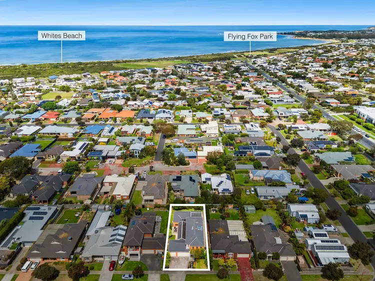 10 Norfolk Boulevard, Torquay VIC 3228