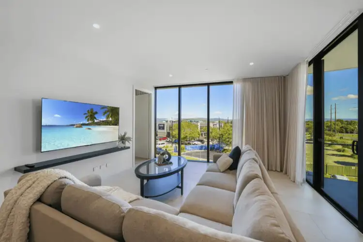 4305/24 The Lanes Boulevard, Mermaid Waters QLD 4218