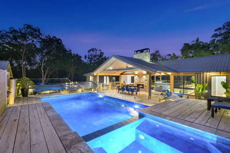 17-19 Ridgeview Crescent, Bonogin QLD 4213