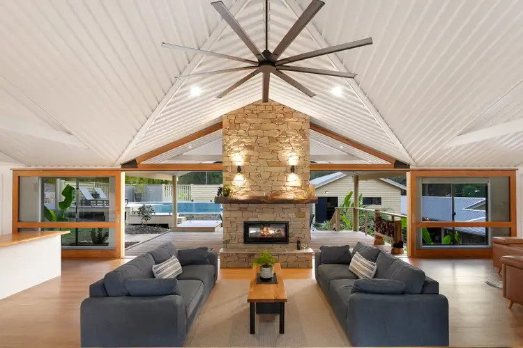 Fifth view of Homely house listing, 17-19 Ridgeview Crescent, Bonogin QLD 4213