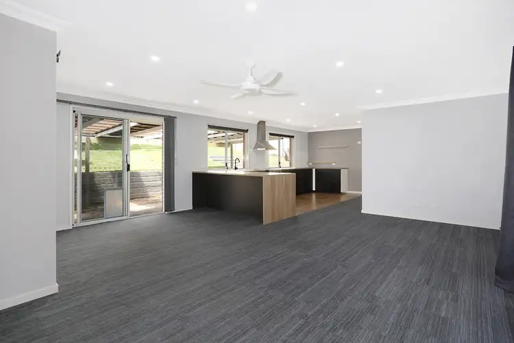 Second view of Homely house listing, 5 Buring Court, Highland Park QLD 4211