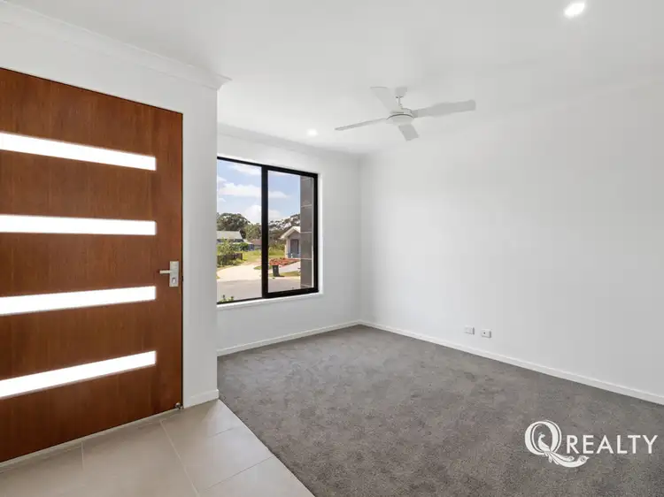 Second view of Homely house listing, 10 Kinwarton Crescent, Calamvale QLD 4116