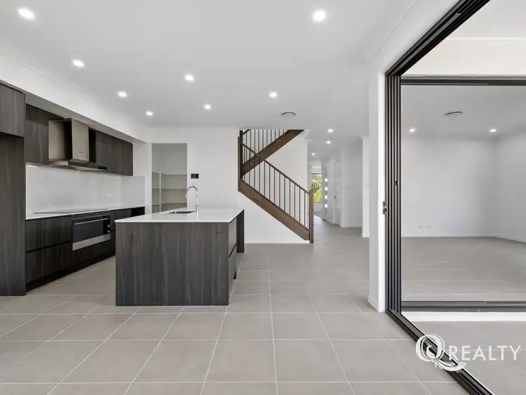 Fifth view of Homely house listing, 10 Kinwarton Crescent, Calamvale QLD 4116