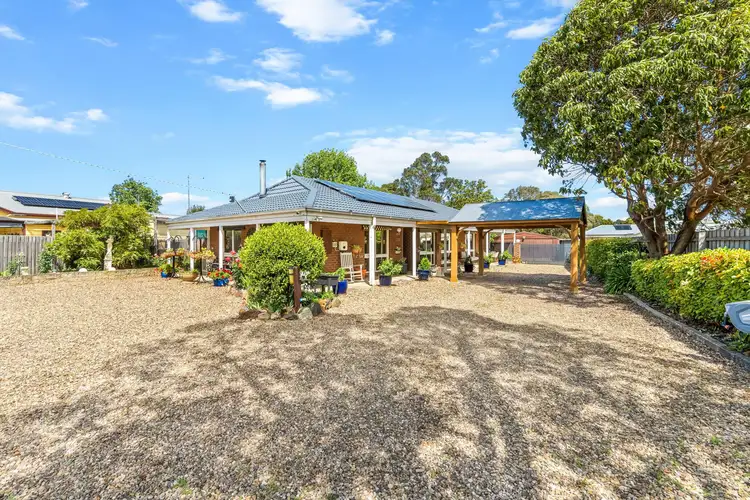 12 Fitzroy Street, Stratford VIC 3862