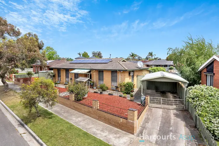 Second view of Homely house listing, 27 Green Valley Crescent, Hampton Park VIC 3976