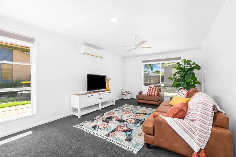 Second view of Homely house listing, 6 Chalmer Court, Sale VIC 3850