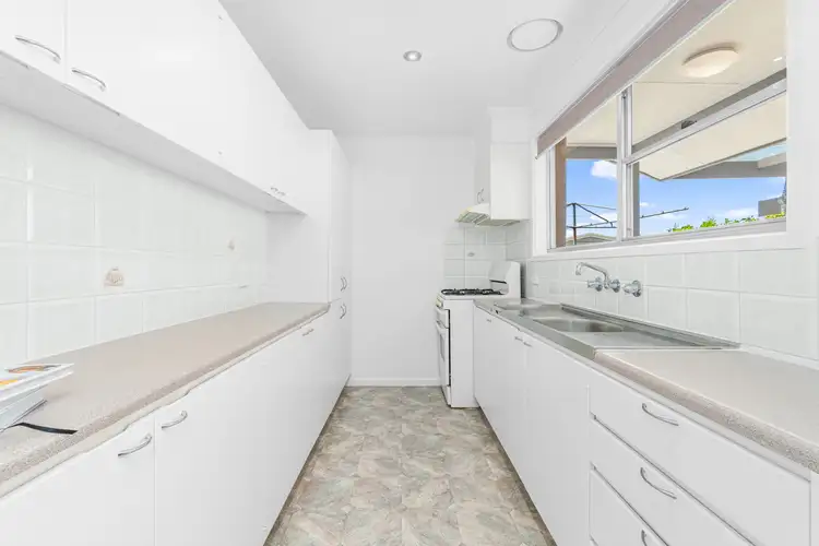 Fifth view of Homely house listing, 6 Chalmer Court, Sale VIC 3850