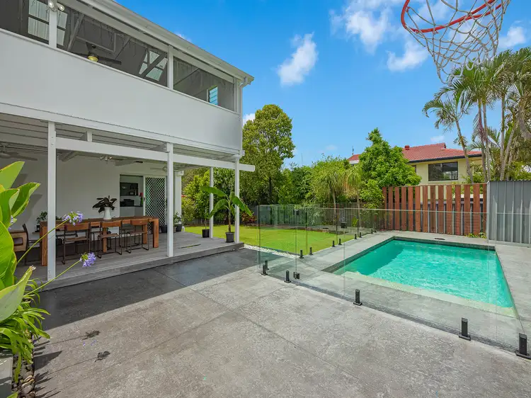 16 Culla Culla Street, Battery Hill QLD 4551