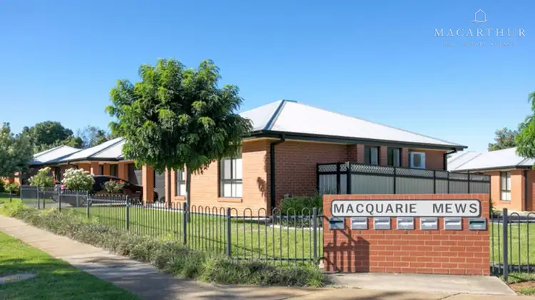 Main view of Homely unit listing, 7/2-4 Macquarie Street, Mount Austin NSW 2650