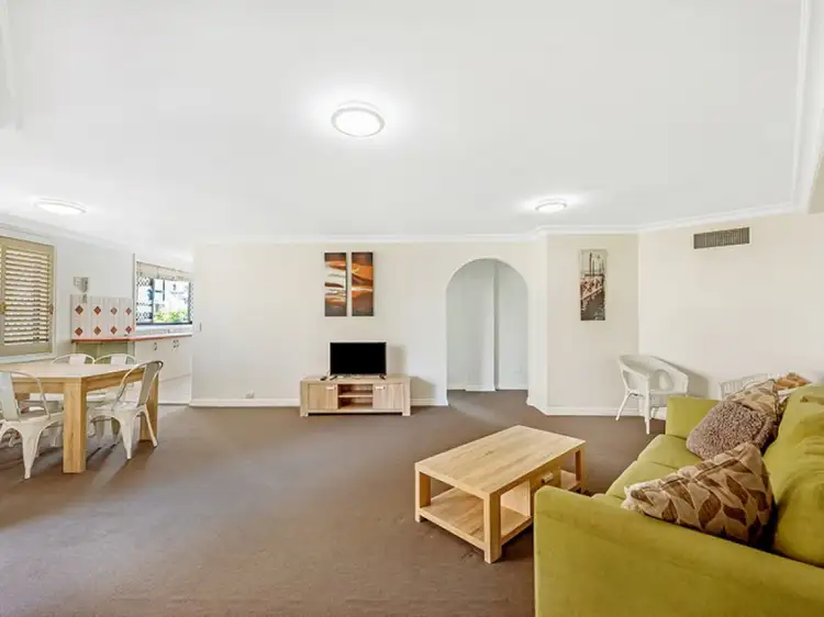 Fifth view of Homely flat listing, 8/8 Queensland Avenue, Broadbeach QLD 4218