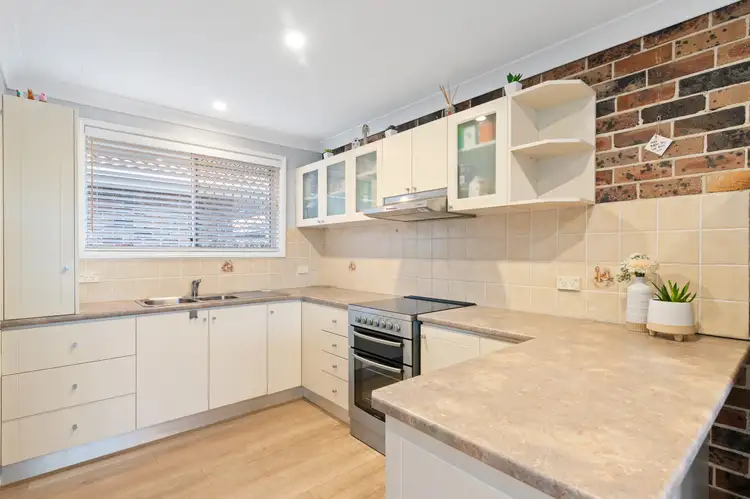 Third view of Homely villa listing, 2/21-23 King Street, Umina Beach NSW 2257