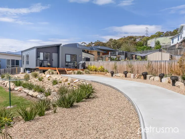 8A Grist Street, New Norfolk TAS 7140