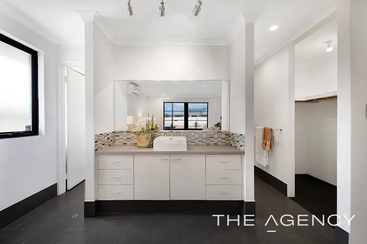 Fourth view of Homely house listing, 6 Radiata Promenade, Aubin Grove WA 6164