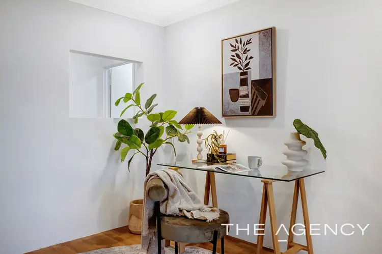 Sixth view of Homely house listing, 6 Radiata Promenade, Aubin Grove WA 6164