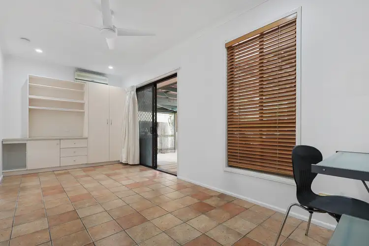4 Dapper Street, Sunnybank Hills QLD 4109