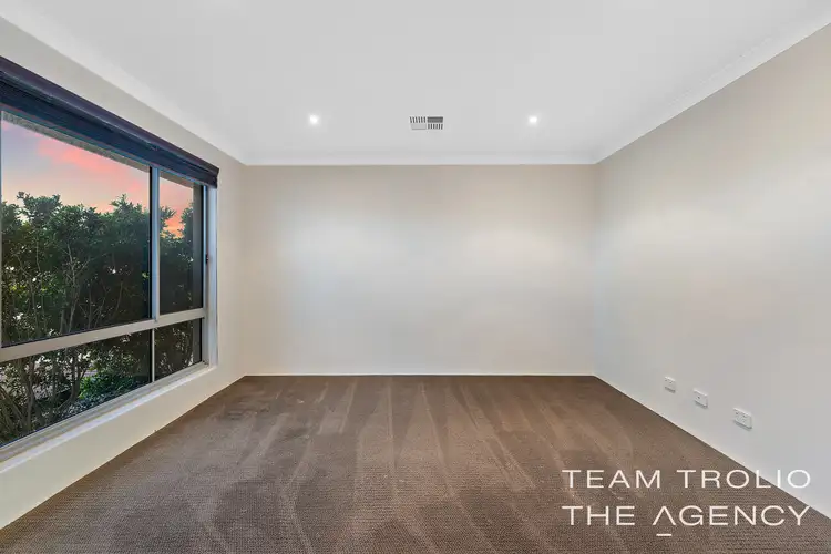 Sixth view of Homely house listing, 33 Kesiya Turn, Aubin Grove WA 6164