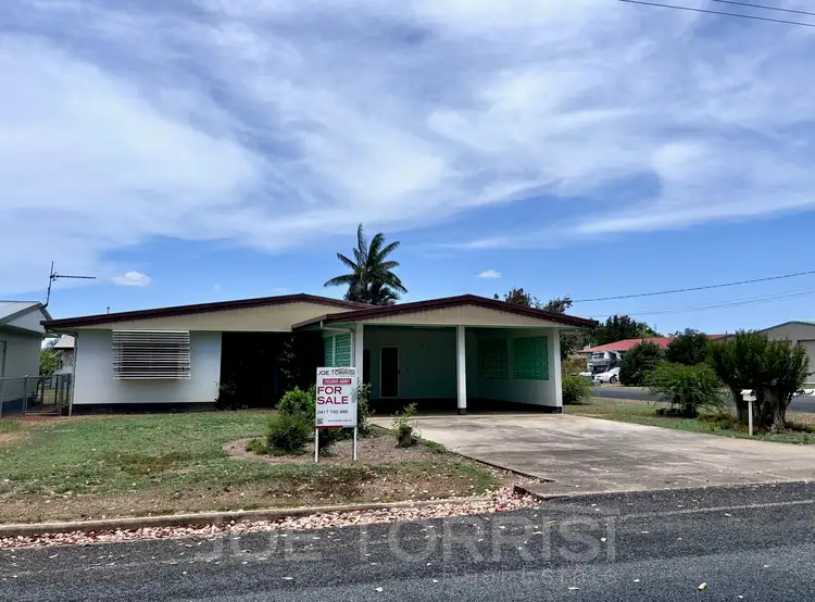 7 Bailey Street, Mareeba QLD 4880