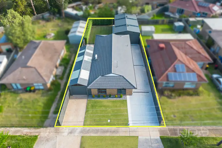 14 Wolfe Road, Melton VIC 3337