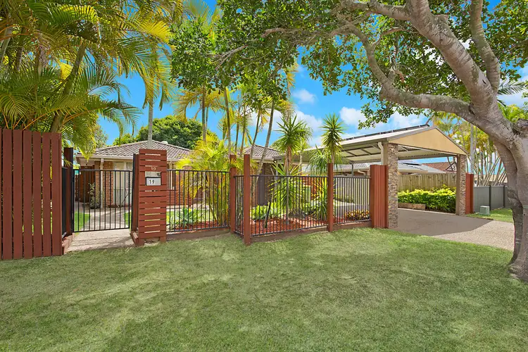 19 Gumview Close, Regents Park QLD 4118