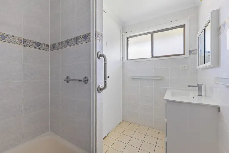 Fifth view of Homely house listing, 3 Cabarita Crescent, Glenvale QLD 4350