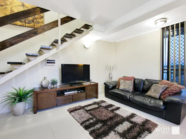 Third view of Homely unit listing, 4/62 Bromley Street, Kangaroo Point QLD 4169