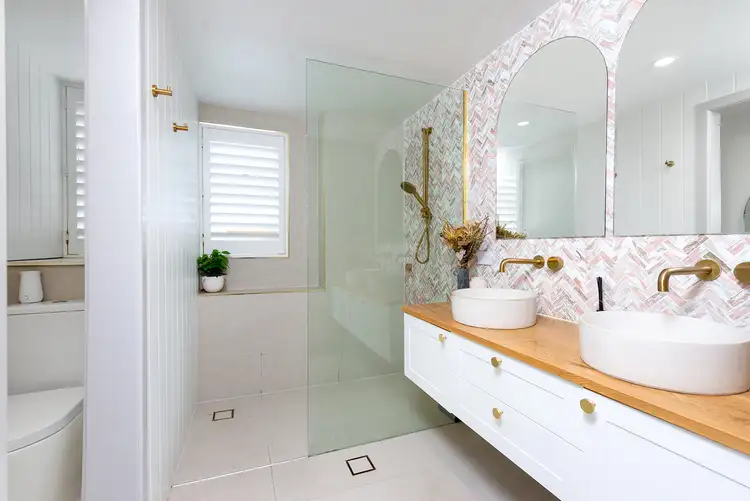 Fifth view of Homely unit listing, 13/15 Pacific Street, Main Beach QLD 4217