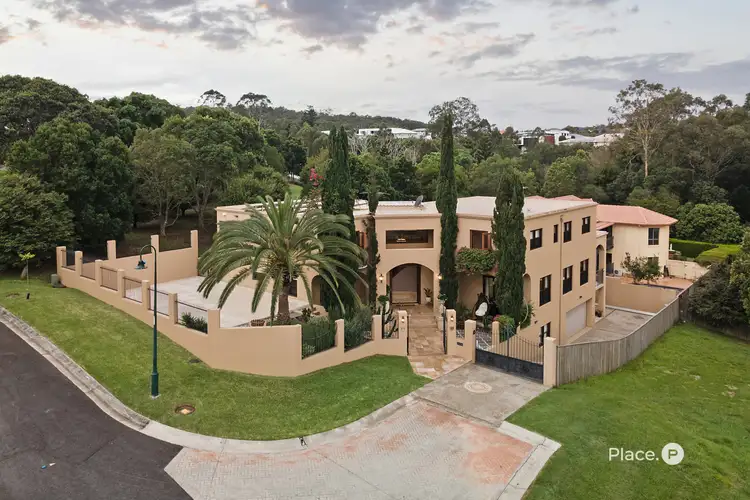 11 Belgrave Place, Carindale QLD 4152