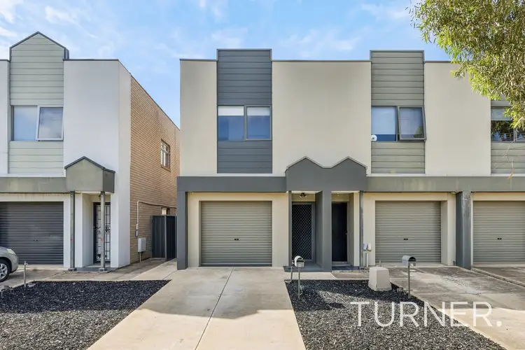 99 Hunter Crescent