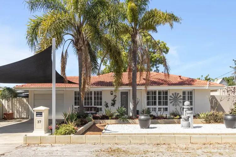 37 Ireland Way, Bassendean WA 6054