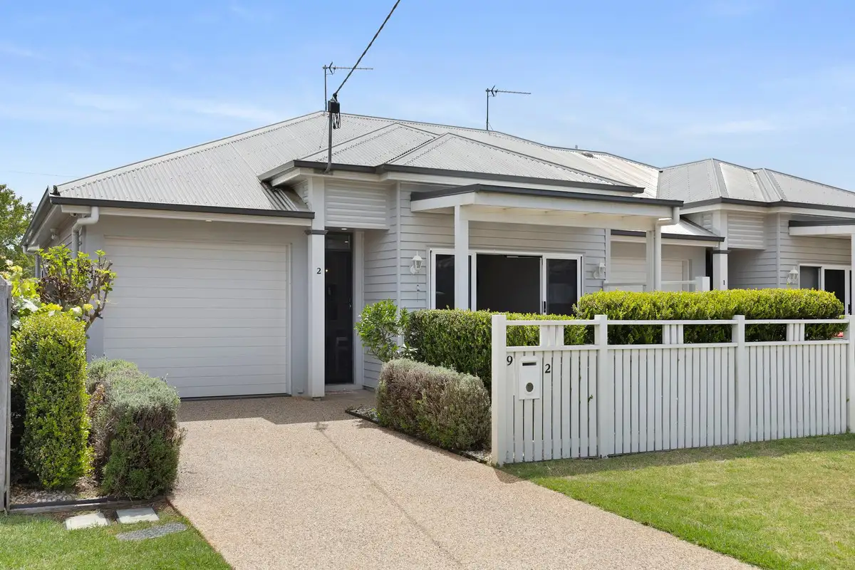 Main view of Homely unit listing, 2/9 Roberts Street, South Toowoomba QLD 4350