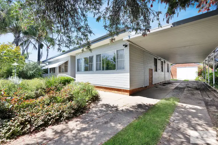 4 Robina Street, Tamworth NSW 2340