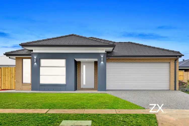 18 Commonwealth Circuit, Donnybrook VIC 3064