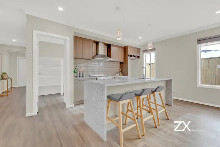 Sixth view of Homely house listing, 18 Commonwealth Circuit, Donnybrook VIC 3064