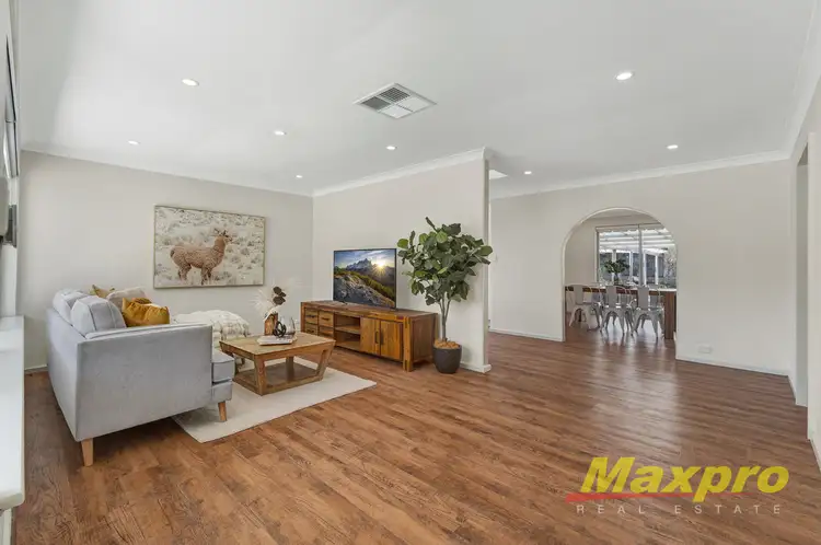 26 Oriole Way, Thornlie WA 6108