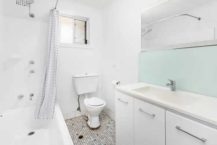 Fifth view of Homely house listing, 37 Churinga Circle, Koonawarra NSW 2530