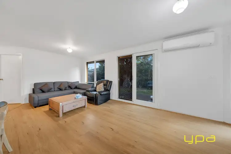 Fourth view of Homely unit listing, 2/31 Willora Crescent, Cranbourne West VIC 3977