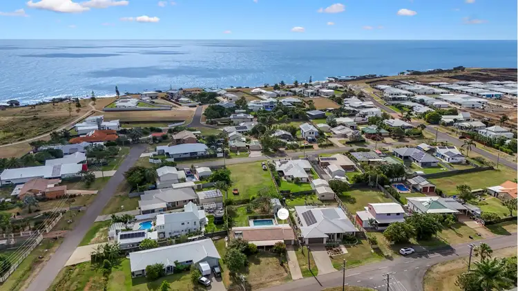 7 Logan Road, Innes Park QLD 4670