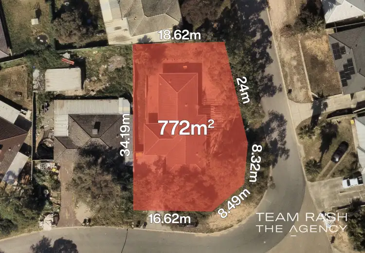 32 Camfield Loop, Parmelia WA 6167