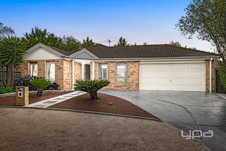 3 Seaeagle Avenue, Point Cook VIC 3030
