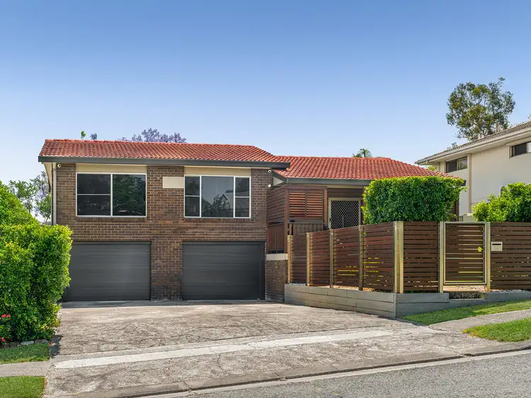 94 Dandenong Road, Jamboree Heights QLD 4074