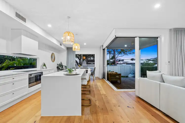 50 Bluejay Street, Burleigh Waters QLD 4220