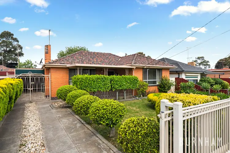 8 Heron Avenue, Sunshine North VIC 3020