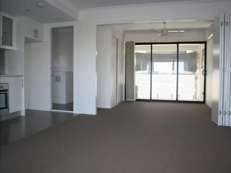 Fifth view of Homely apartment listing, 8/21 Fenton Street, Fairfield QLD 4103
