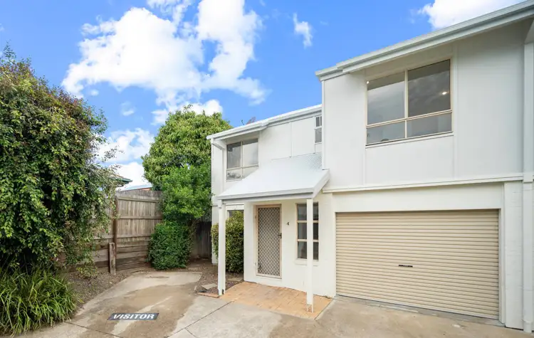 4/11 Oakmont Avenue, Oxley QLD 4075