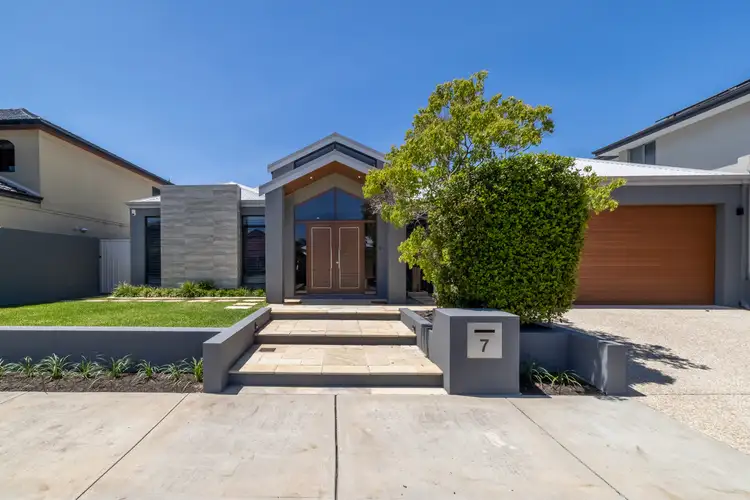 7 Cassino Drive, Stirling WA 6021