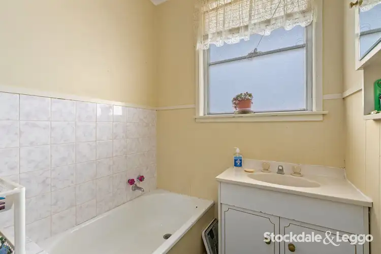 Fifth view of Homely house listing, 12 Winston Court, Morwell VIC 3840