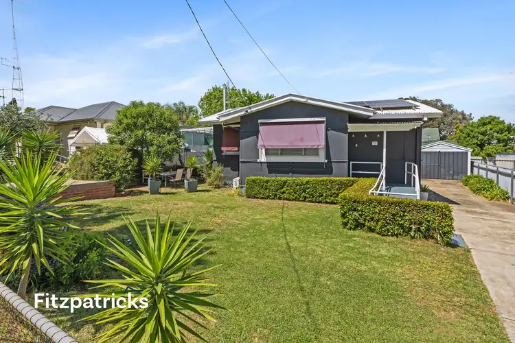 18 Castlereagh Avenue, Mount Austin NSW 2650