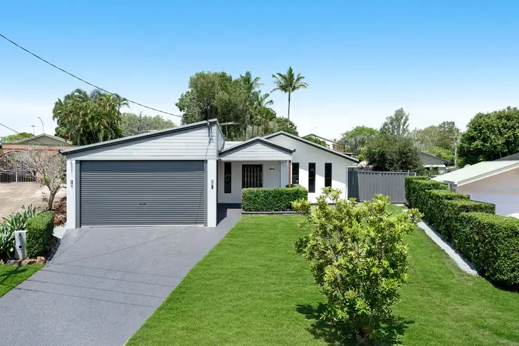 9 Penguin Street, Wellington Point QLD 4160