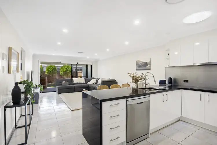 Main view of Homely unit listing, 1/52 Brampton Way, Meridan Plains QLD 4551